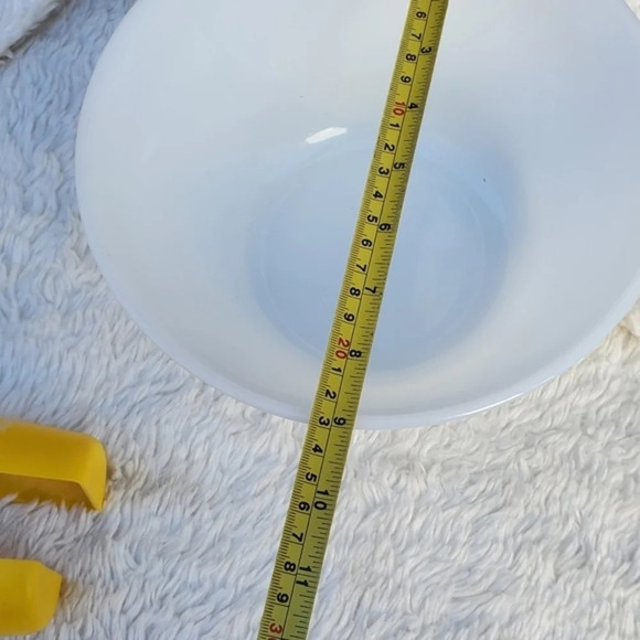 Federal milk glass‎ deep bowl - Picture 3 of 9
